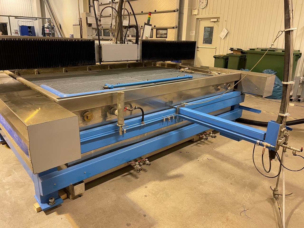 3. Machine from behind