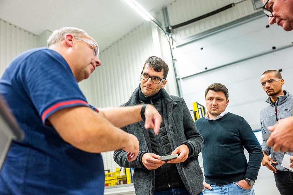 Water Jet Sweden’s expert explains the principles behind advanced bevel cutting.