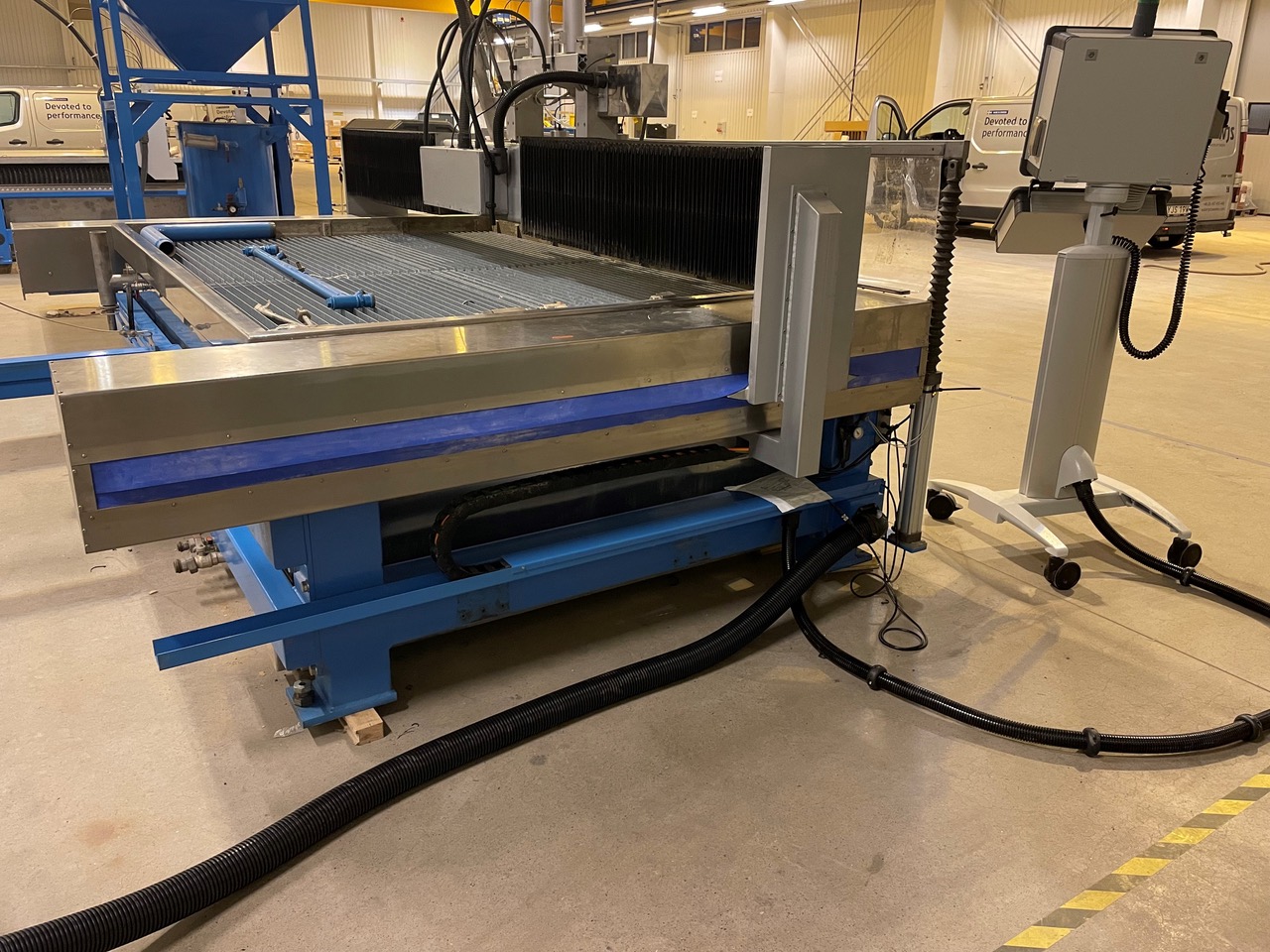 4. Machine left side